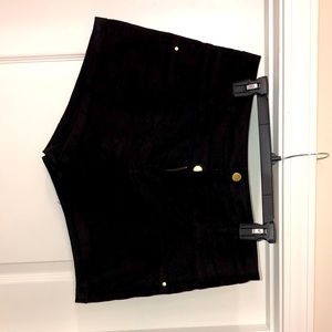 Refugee Hugh Waist Shorts
